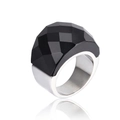 Auffälliger Edelstahlring mit schwarzem facettiertem Kristall und breitem Silberband - US 7 / Schwarz (Silbernes Band) (KR31896-K)