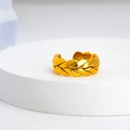Polierter goldener Ring mit geflochtener Weizenstruktur und offener Passform - Breite Weizenähre Offener Ring