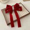 Elegante molletta a fiocco in velluto rosso con strass su vassoio in legno - Rosso (Fermaglio a Molla con Fiocco in Velluto e Nastro)