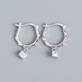 Onregelmatige S925 zilveren oorringen met vierkante zirkonia hangers - 925 zilver / Witgoud