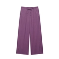 Détail du pantalon en lin violet foncé avec cordon de serrage et coupe large fluide - Pantalon Violet