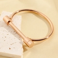 Bracelet minimaliste en acier inoxydable or rose avec fermoir en D fer à cheval - Or rose