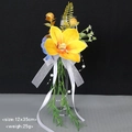 Decorazione per bicchiere da nozze con orchidea gialla, accenti blu e nastro di perle - Giallo
