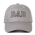 Dettaglio del cappellino da baseball in cotone grigio chiaro con ricamo DAD nero - Grigio DAD