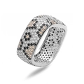 Nahaufnahme des Leopardenmuster-Rings mit schwarzen, weißen und champagnerfarbenen Steinen - US Größe 7 / 1 Stück / Weißgold Champagner-Zirkonia-Quadrat-Leopardenring