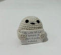 Poupée patate positive en tricot beige faite main tenant une carte de motivation - Petite Pomme de Terre Blanc Cassé L