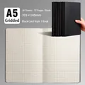 Cuaderno A5 de papel kraft negro con hojas de cuadrícula y encuadernación de costura - Cuadros / Negro / A5 (203x140mm)