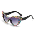 Cat-eye zonnebril met kleurrijke spikkels decoratie en paarse gradiënt glazen - Cat Eye Cake Sticker Stijl / Zwart Frame/Paarse Verloopglazen