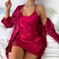 Conjunto de pijama de satén rojo oscuro con vestido de tirantes y bata de manga larga - S / Rojo