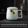Tazza in ceramica con coniglio dipinto a mano e coperchio in smalto craquelé blu - 250ML / Osmanto Dorato & Coniglio di Giada