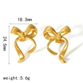 Detailansicht goldener Schleifenohrringe mit Maßen: 18,3mm Breite, 24,5mm Höhe, 5,6g Gewicht. - Goldene Schleife Stil (TE6811-G) / 18K-Gold