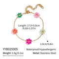 Dettaglio del bracciale in acciaio inossidabile dorato da 17cm con perline a fiori - Bracciale a Fiori (YYB025005)