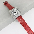 Reloj cuadrado plateado de mujer con bisel de diamantes y correa de cuero rojo - Caja Blanca Cuero Rojo