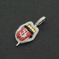 Detailopname van hiphop hanger met lippen, tong en dollarteken met fonkelende kristallen - Zilver (Rode Tong) Hanger Zonder Ketting