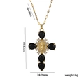 Gouden kruis ketting met zwarte traanvormige edelsteen en zirkoon op witte achtergrond - Maagd Maria Zwarte Zirconia(531)