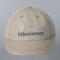 Dettaglio cappellino da baseball in twill di cotone kaki con ricamo Science Laboratory - M (56-58cm) / Cachi
