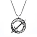 Collier en acier inoxydable avec pendentif bouclier et épée de style gothique - Pendentif Cercle d'Épée - Sans Chaîne (C0406)