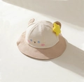 Dettaglio cappello sole neonato con orecchie e stella gialla in morbido cotone - 48-50cm (1-2 anni) / Cachi