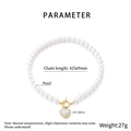 Dettaglio della collana di perle con ciondolo a cuore dorato e chiusura T-bar - Stile Cuore Con Strass (KN292143-SXSJ)