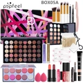 Set trucco completo BOX05A con palette di ombretti, rossetti e accessori bellezza - BOX05A