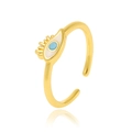 Goldener offener Ring mit blauem Evil-Eye-Emaille-Anhänger und Wimperndetails auf Weiß - J1049 (Böser Blick)