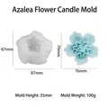 Siliconenvorm voor azalea kaarsen met afgewerkt lichtblauw bloemstuk van was - Azaleavorm