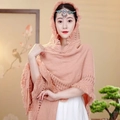 Châle à capuche en maille ethnique avec franges et motifs ajourés en vieux rose - Rose
