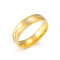 Polierter 18k vergoldeter Titanring mit silbernen Intarsien im Marquise-Muster - US 8 / Gold