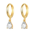 Elegantes pendientes dorados con circonitas en forma de pera sobre fondo blanco - 24K / Color Dorado Gota de Agua (W80007-GG)