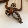 Pince à cheveux nœud à imprimé léopard vintage avec détail de cœur sombre poli - 36# Pince à griffes-Style nœud papillon cœur léopard