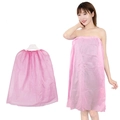 Accappatoio monouso rosa in tessuto non tessuto con fascia elastica per centri SPA - Stile a Fascia / Rosa
