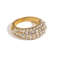 Anillo vintage de acero inoxidable chapado en oro 18K con superficie ancha de pavé - US 6 / Dorado Blanco Circonita