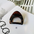 Deep brown tortoiseshell claw clip with a glossy finish for high ponytail styling - Medium (approx. 6cm) / Glossy Red Brown