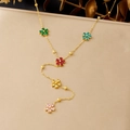 Collana a Y in acciaio inossidabile dorato con cinque ciondoli a fiore in zircone colorati - Stile Nappa in Zirconia Colorata Multistrato (N4045)