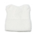 Detalle de gorro de punto blanco esponjoso con bonitas orejas de gato para el invierno - Blanco