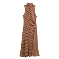 Ärmelloses Midikleid in Hellbraun mit Polka-Dots, Stehkragen und seitlicher Raffung - XS / Tan Polka Dot