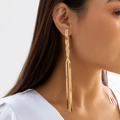Eleganti orecchini lunghi a nappa dorati con design intrecciato per uno stile hip-hop di lusso - 01 Orecchini d'oro (R2840)