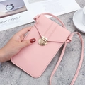 Rosafarbene Handy-Umhängetasche mit Litschistruktur, Metallschnalle und Schultergurt - Rosa