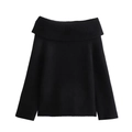 Nauwsluitende zwarte off-shoulder gebreide trui met lange mouwen voor dames op wit vlak - S / Zwart