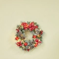 40cm PE-Weihnachtskranz mit roten Schleifen, Tannenzapfen und LED-Lichtern auf hellem Grund - 40CM Beleuchteter Stil mit Ornamenten
