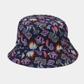 Unisex Anglerhut in Schwarz mit bunten psychedelischen Pilz- und Sternmustern - Einheitsgröße / Psychedelischer Druck (Beidseitig Tragbar)