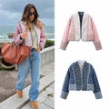 Wendejacke mit Steppmuster und Vintage-Blumendruck, Rundhalsausschnitt und offener Front - XS / Wendejacke/Bedrucktes Patchwork