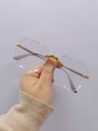 Schicke randlose quadratische Sonnenbrille mit Verlaufsgläsern und goldenem Metallgestell - Goldrahmen + Transparente Linse / Klares Weiß
