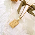 Collana chic in titanio placcato oro 18K con ciondolo rettangolare lettera I - Lettera I Oro