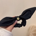 Elegante elastico per capelli in finta pelle nera con ciondolo in metallo dorato - Elastico Orecchie di Coniglio / Nero