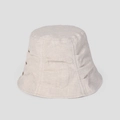 Detalle de la textura plisada de un sombrero de pescador de lino beige transpirable - M(56-58cm) / Beige