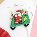 Weihnachtsmann auf grünem Roller Tortendeko aus weichem Silikon 5,2x4,5cm groß - #6011 Weihnachtsmann auf grünem Motorroller