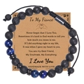 Detailansicht von 8mm Blauem Tigerauge und Lavastein Armband mit verstellbarer Kordel - An meinen Verlobten