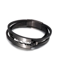 Pulsera multicapa de cuero trenzado negro para hombre con detalle de hoja de afeitar - Negro (KB134671-KFC)