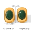 Dettaglio orecchini dorati con pietre ovali verdi e dimensioni precise del prodotto - Stile Pietra Verde Ovale / Verde Scuro (HC-E10946-GN)
